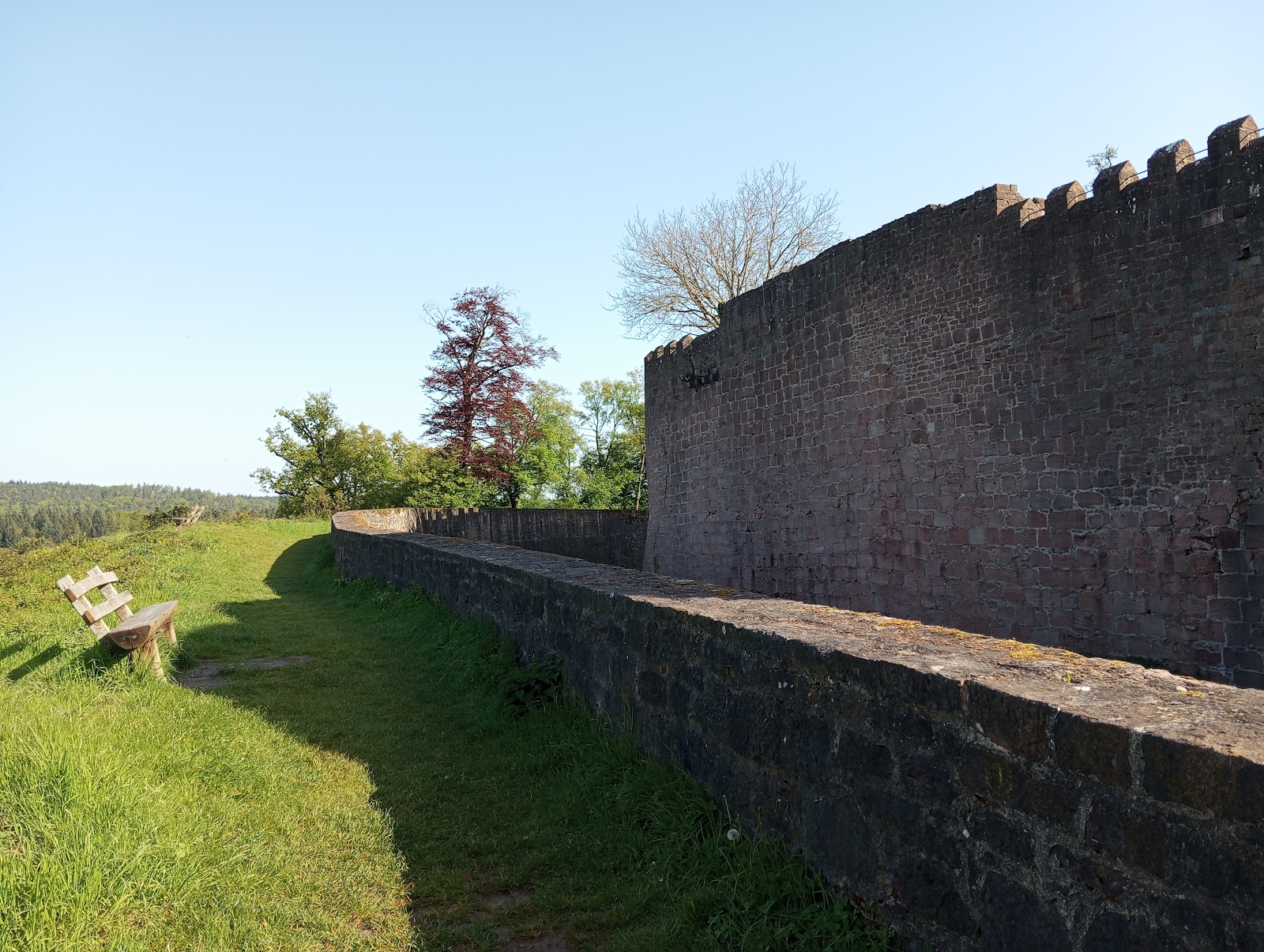 Tierhotel an der Burg Breuberg
