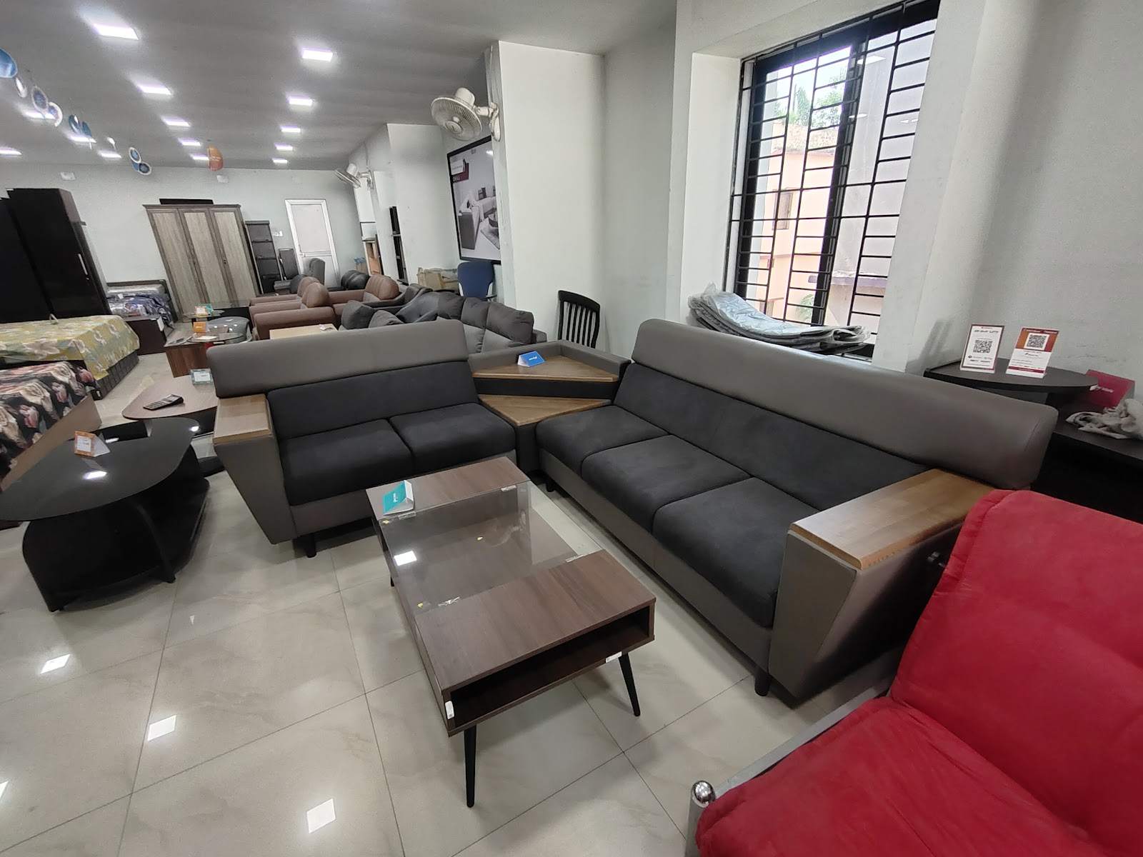 Omm Furniture
