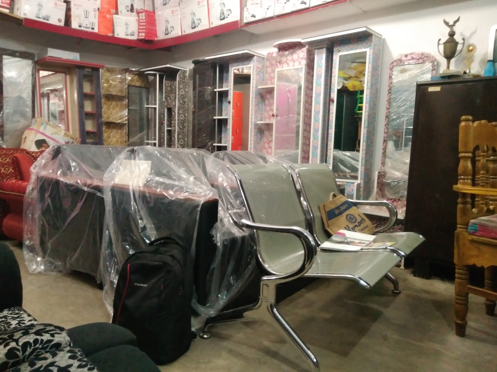 Omm Furniture