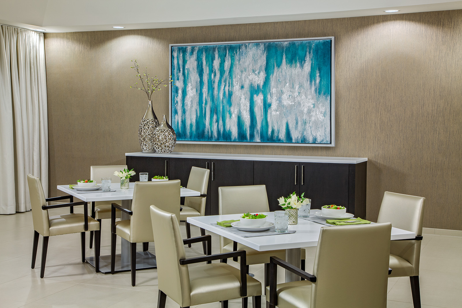 Avantara Long Grove