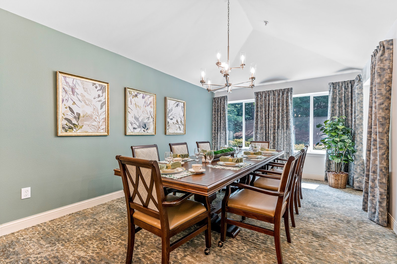 Jordan Oaks Gracious Retirement Living