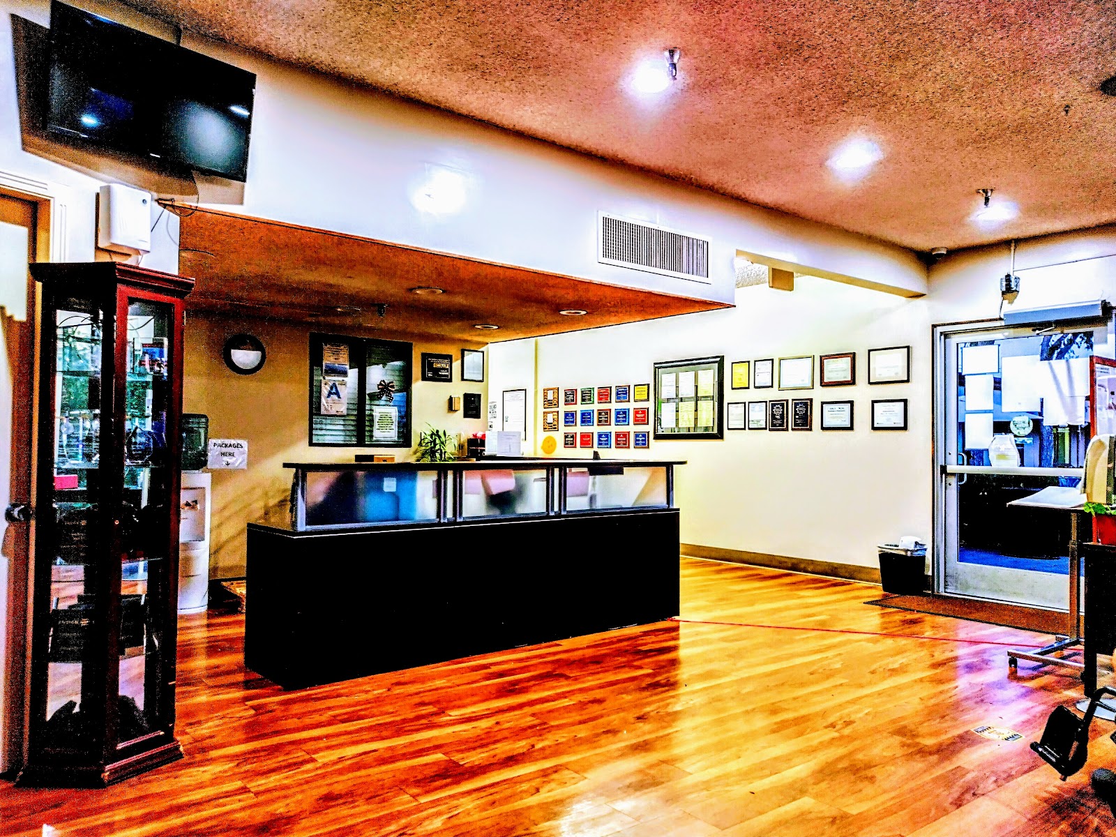 Whittier Hills Healthcare Center