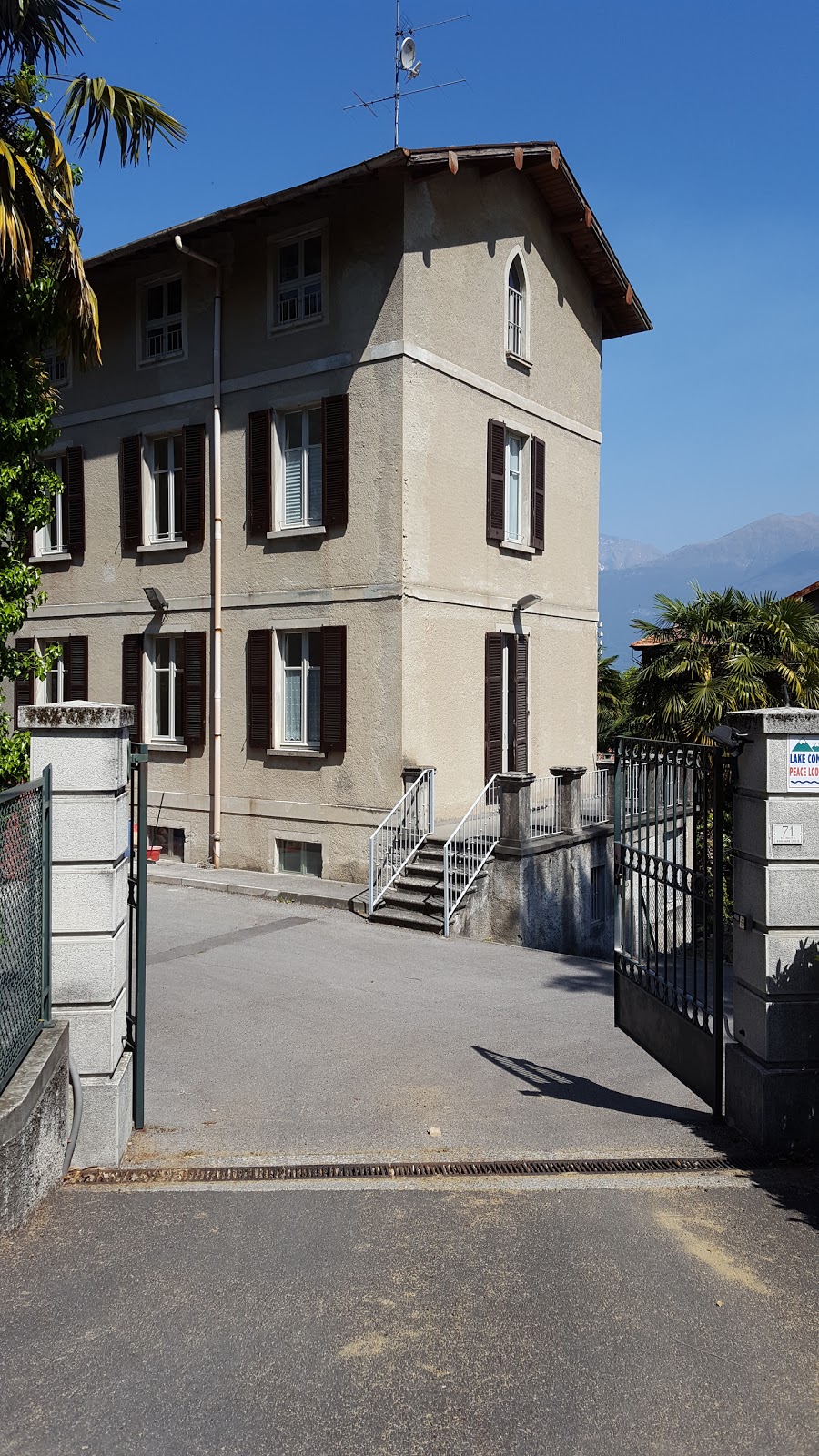 Lake Como Peace Lodge