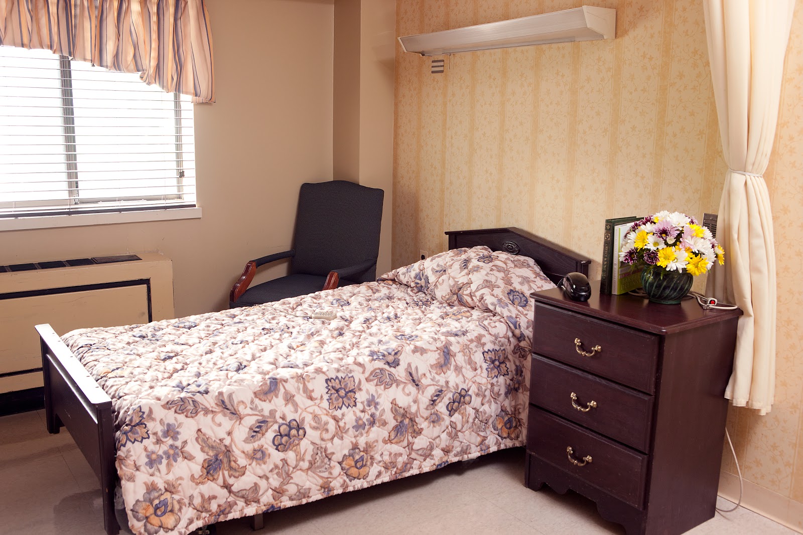 Canterbury Care & Rehabilitation Center