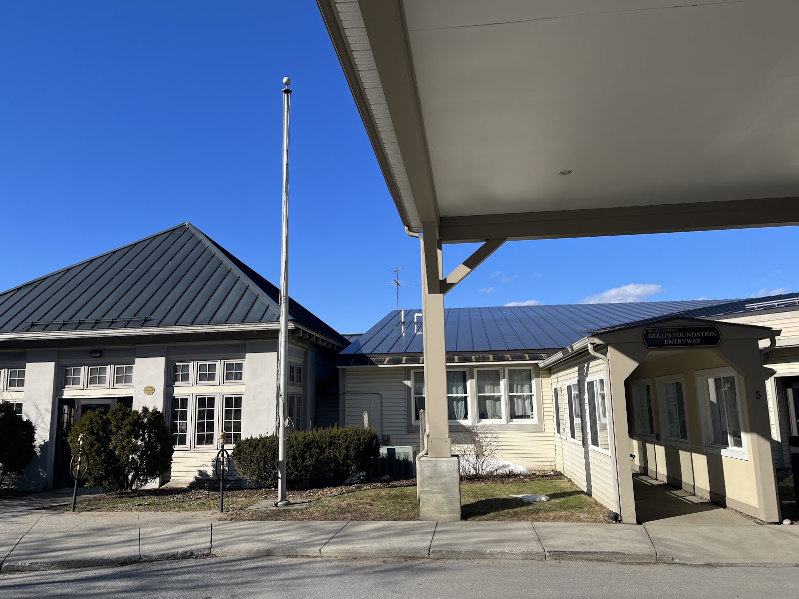 Saratoga Senior Center