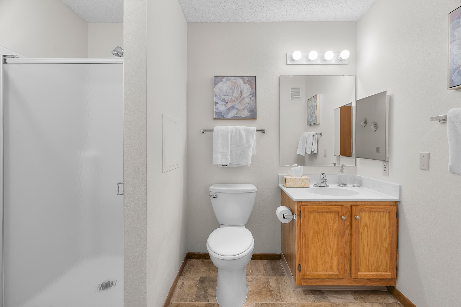 Scandia Shores Community
