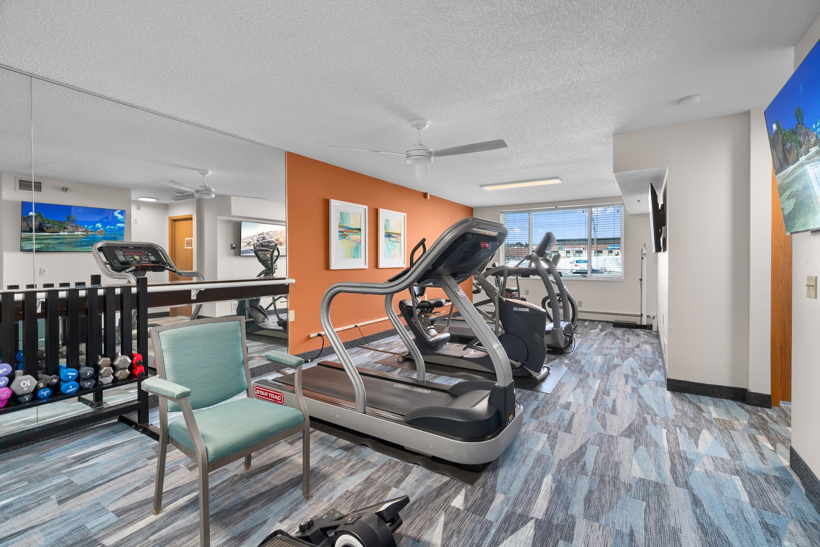Scandia Shores Community