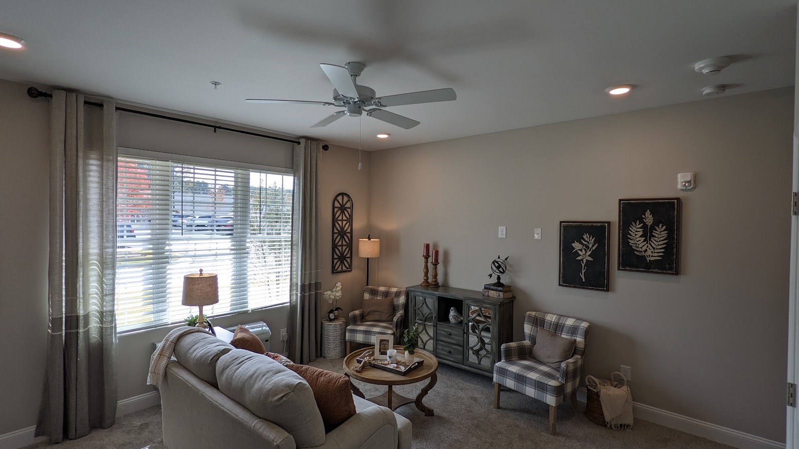 Manor Lake Assisted Living, Memory Care, & Independent Living - Cartersville