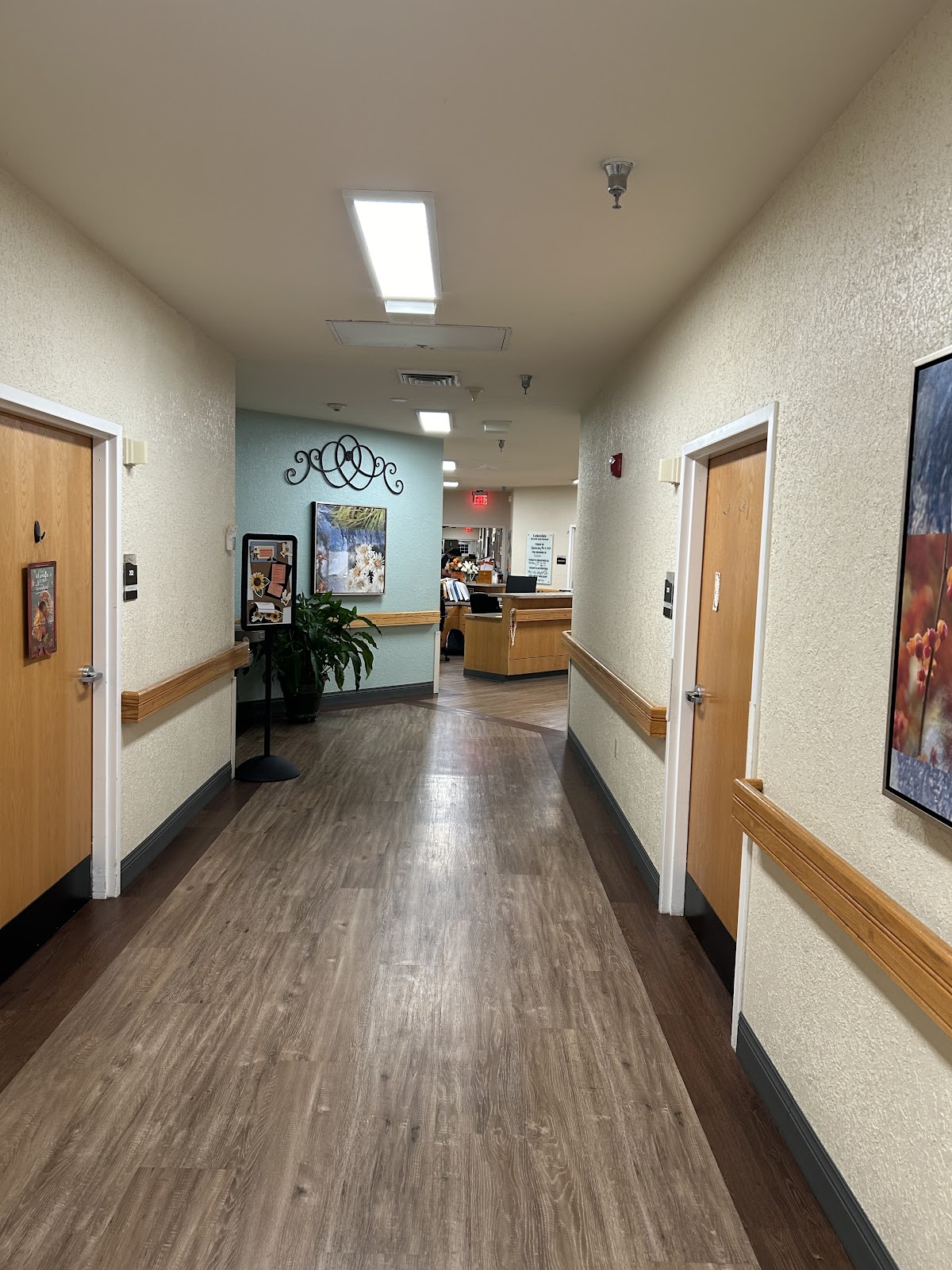 Lakeside Health & Rehab Center