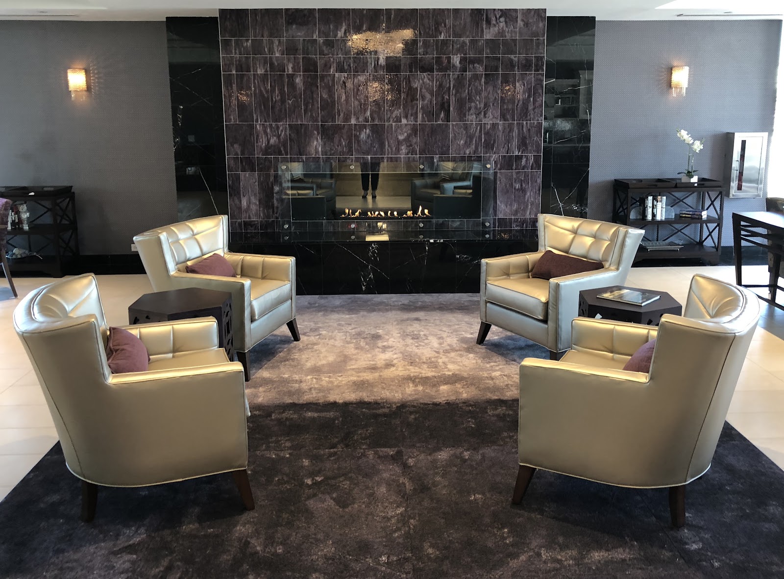 Asbury Court Des Plaines