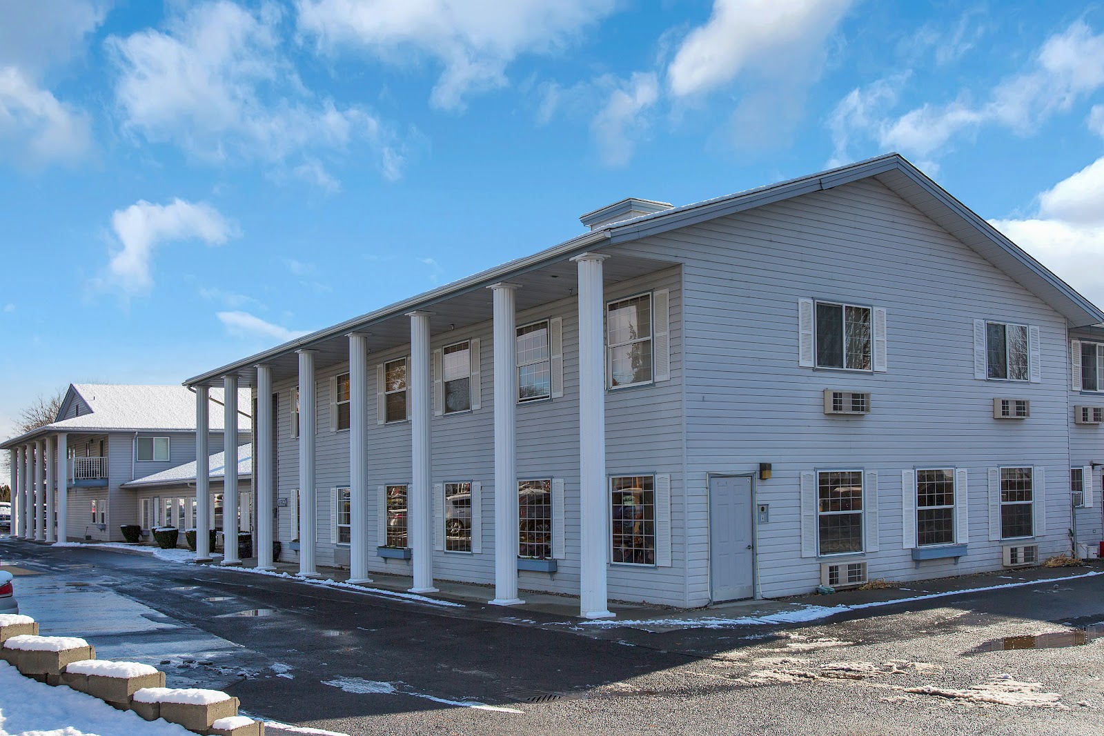 Hearthstone Senior Living