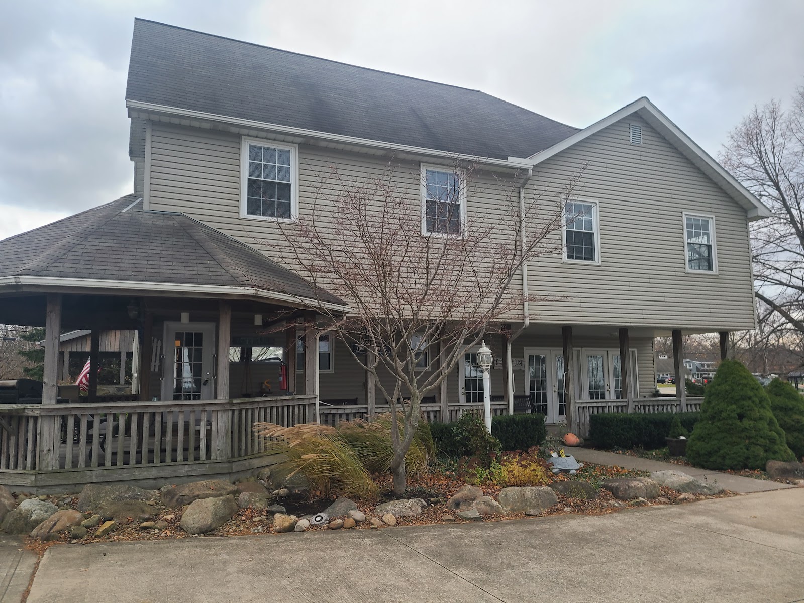 Live Love Lake Senior Living Sheffield Lake
