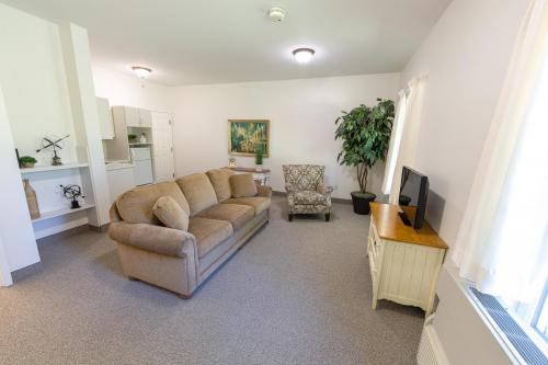 Victoria House Assisted Living