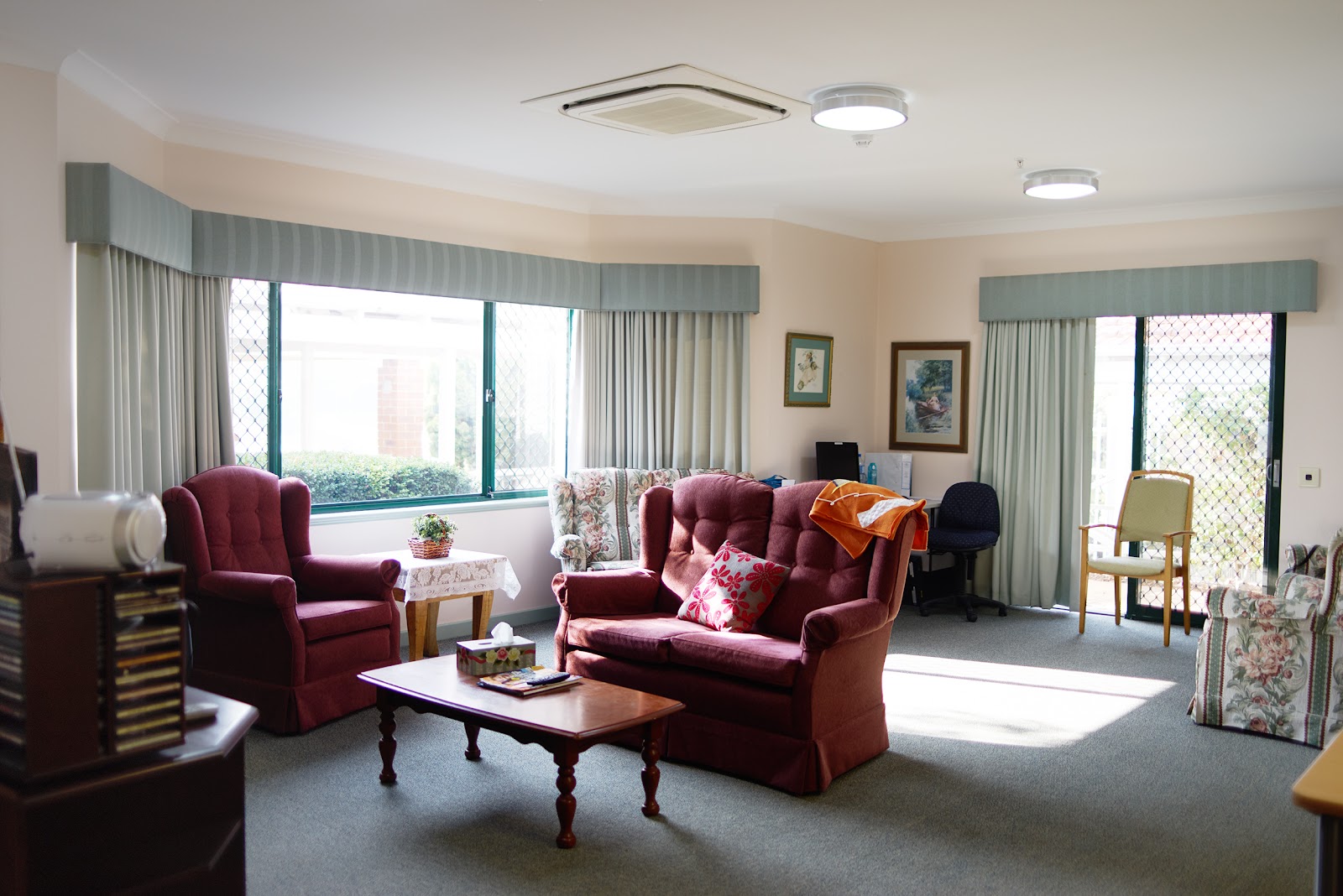 Edgewater Mercy Hostel